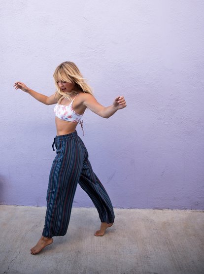 Image of Redondo Beach - Cropped Pants for Women