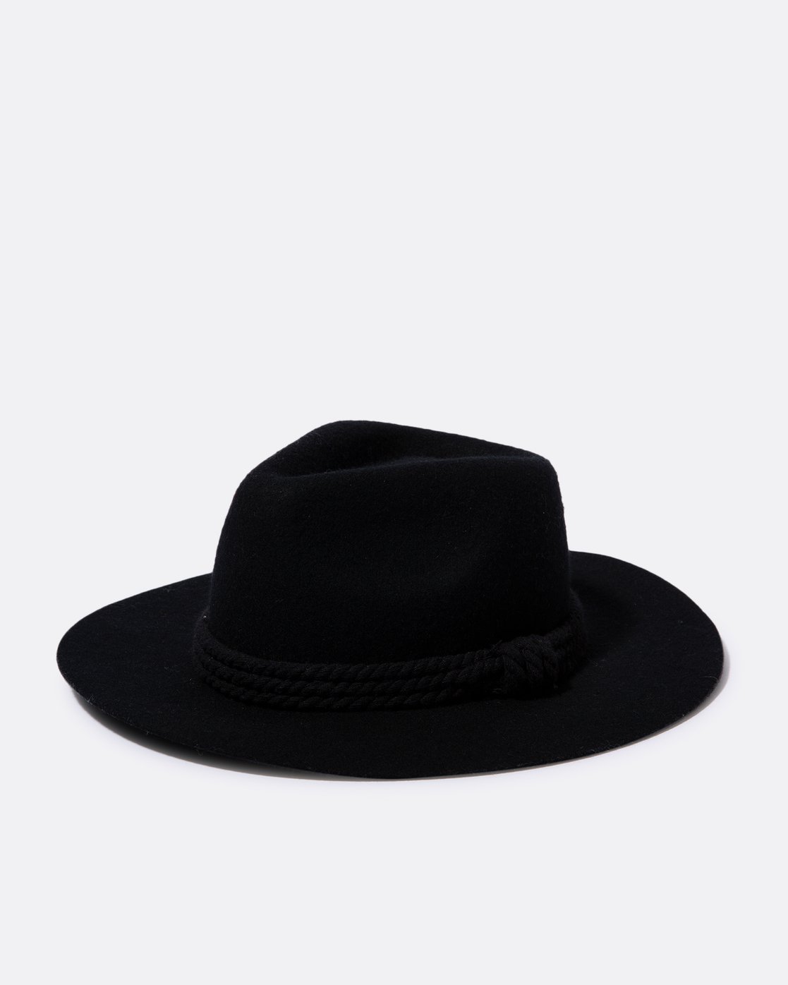 black felt cap