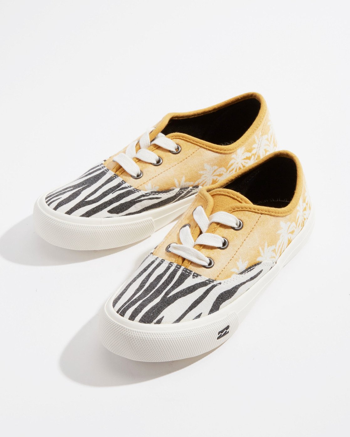 billabong canvas shoes
