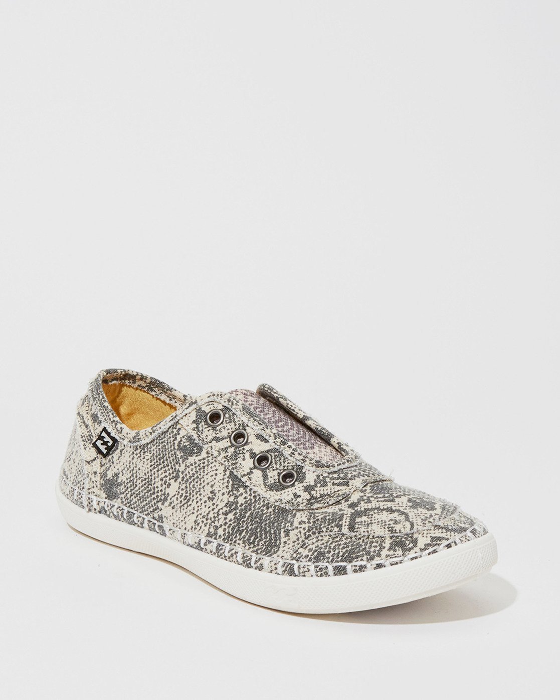 billabong cruiser slip on