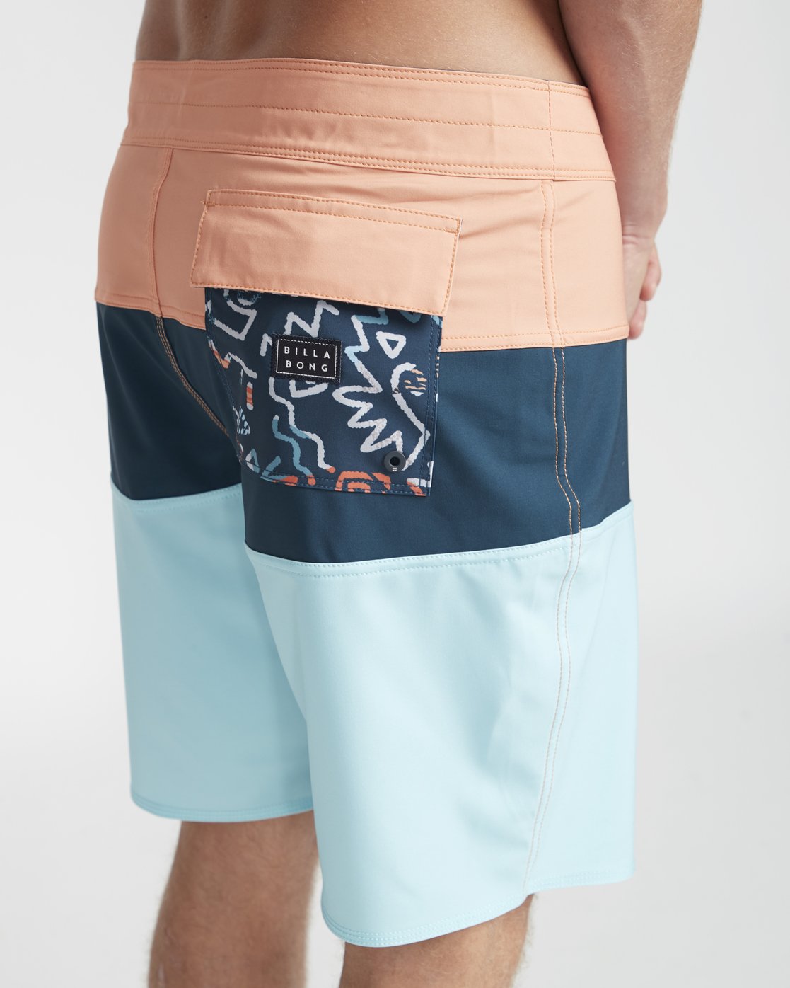 Tribong Pro Solid 19" Boardshorts 3664564480608 Billabong