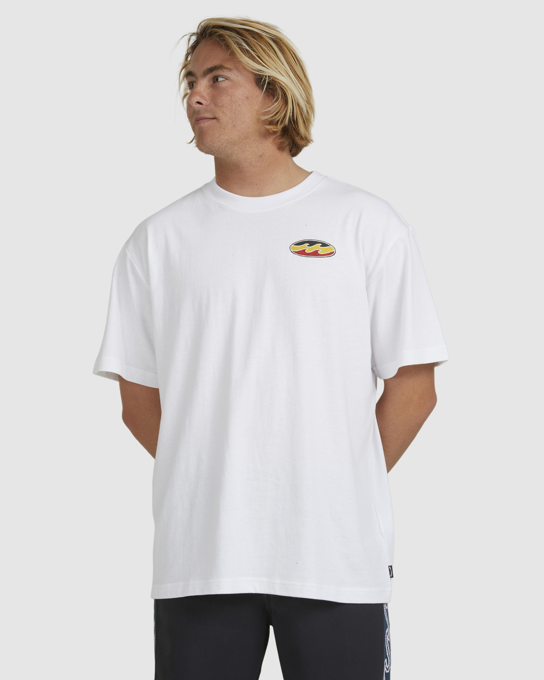 white billabong t shirt