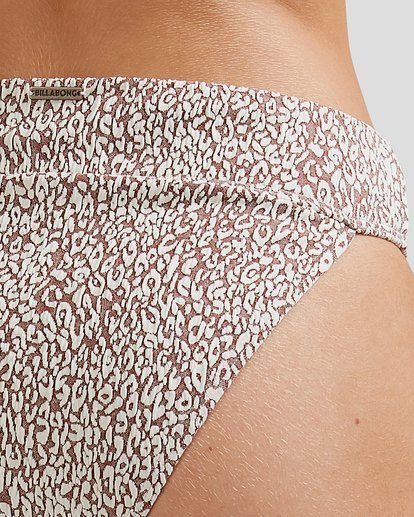 4 Wild Shadows Aruba Bikini Bottoms  6517802 Billabong