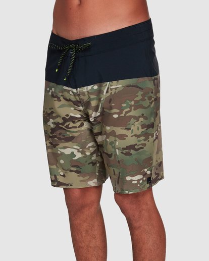 3 Airlite Multicam Boardshort Camo 9591442M Billabong