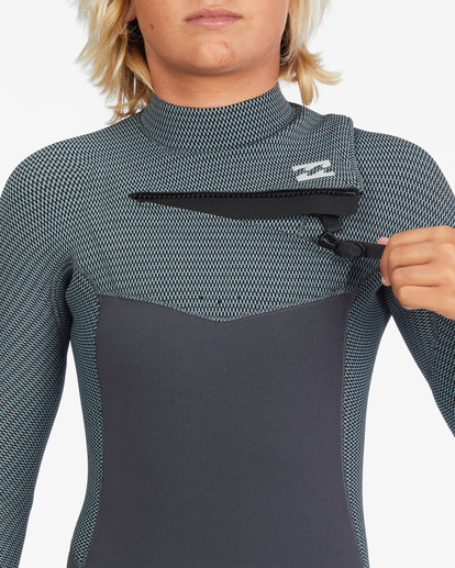 11 Boy's 3/2 Revolution Chest Zip Full Wetsuit Black ABBW100123 Billabong