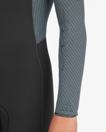 4 Boy's 3/2 Revolution Chest Zip Full Wetsuit Black ABBW100123 Billabong