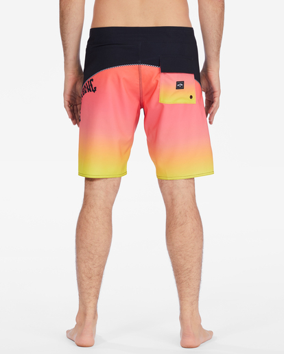 4 Arch Pro Boardshorts 19" Red ABYBS00242 Billabong