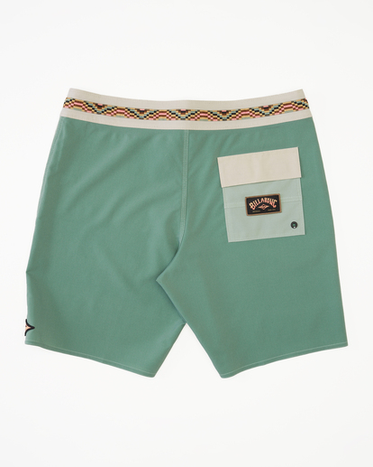 1 All Day Pigment Pro Boardshorts 18"  ABYBS00303 Billabong