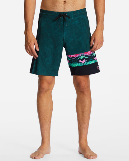 2 Burleigh Pro Performance 19" Boardshorts Green ABYBS00373 Billabong
