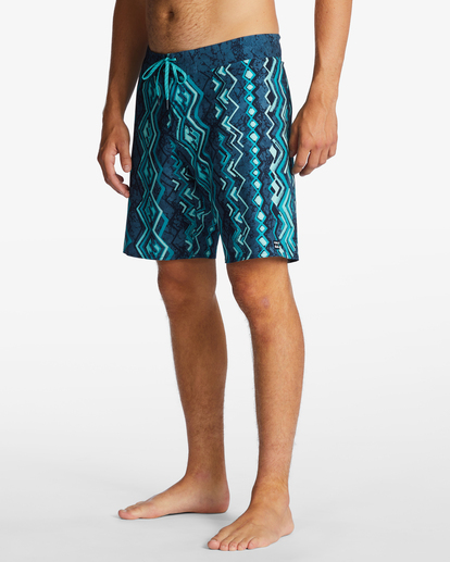 3 Sundays Airlite Performance 19" Boardshorts Blue ABYBS00379 Billabong
