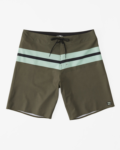 0 Momentum Airlite - Boardshorts de desempenho para Homem Verde ABYBS00381 Billabong