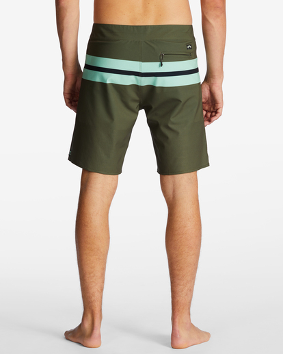 5 Momentum Airlite Performance 19" Boardshorts Green ABYBS00381 Billabong