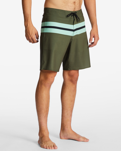 7 Momentum Airlite - Performance Board Shorts for Men Green ABYBS00381 Billabong