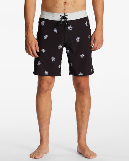 2 Sundays Pro Performance 19" Boardshorts Black ABYBS00387 Billabong