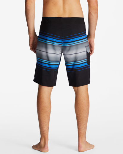 5 All Day Stripe Pro Performance 20" Boardshorts Black ABYBS00393 Billabong