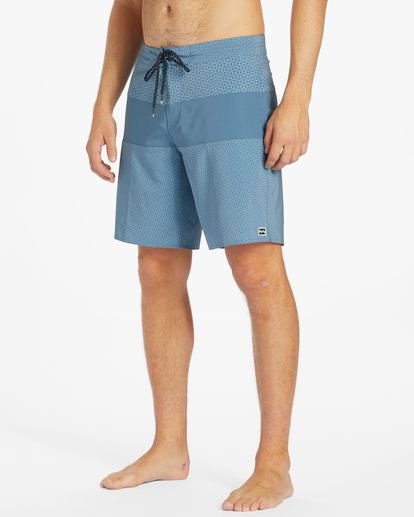 Tribong Lo Tide Boardshorts