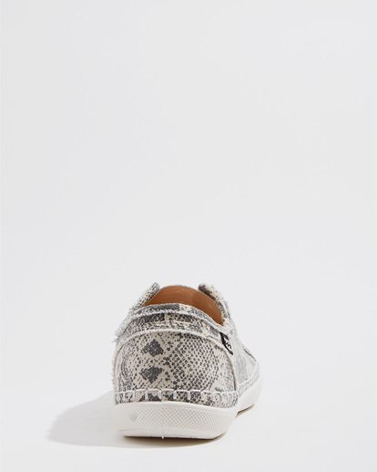 billabong slip on sneakers