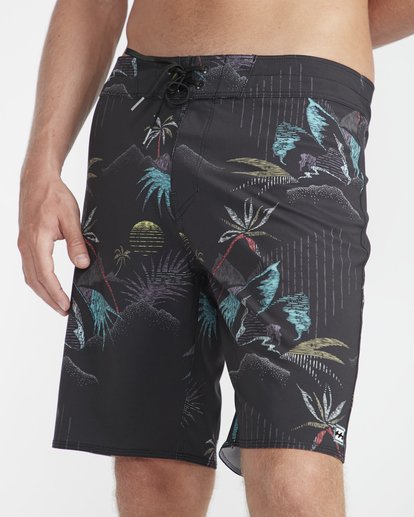 3 Sundays Pro 18" Boardshorts Black N1BS06BIP9 Billabong