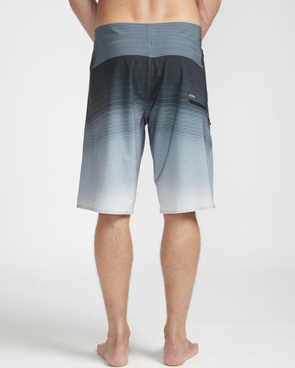 Billabong 21 inch hot sale boardshorts