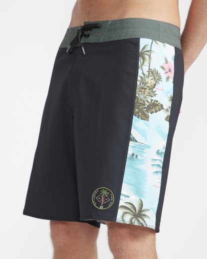 2 D Bah Pro 18" Boardshorts  N1BS13BIP9 Billabong