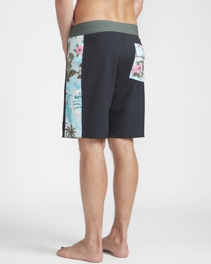 5 D Bah Pro 18" Boardshorts  N1BS13BIP9 Billabong