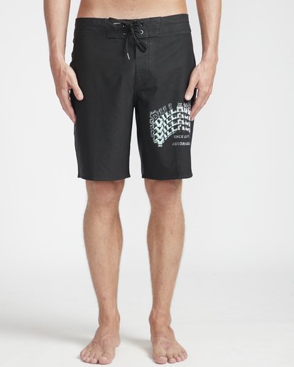 4 Warp Pro 18" Boardshorts Black N1BS14BIP9 Billabong