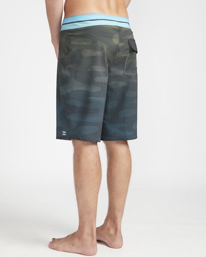 4 Resistance Pro 20" Boardshorts Blue N1BS16BIP9 Billabong