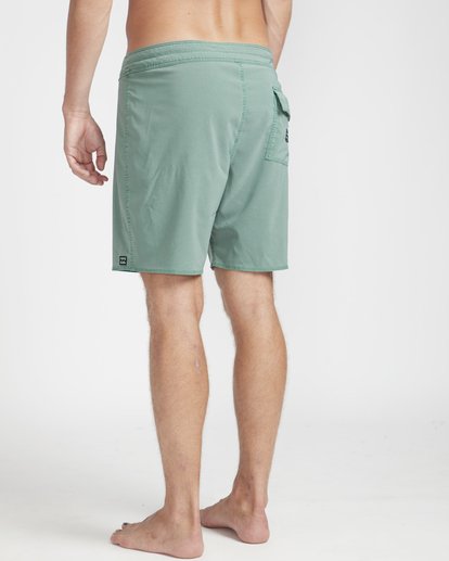 6 All Day Ovd Pro 17" Boardshorts Green N1BS19BIP9 Billabong