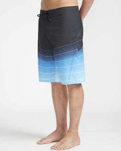 4 Fluid Originals 21" Boardshorts Black N1BS32BIP9 Billabong