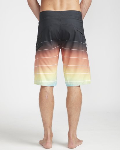 8 Fluid Originals 21" Boardshorts Yellow N1BS32BIP9 Billabong