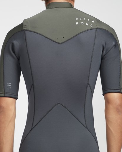 6 2/2 Furnace Absolute Chestzip Black N42M19BIP9 Billabong