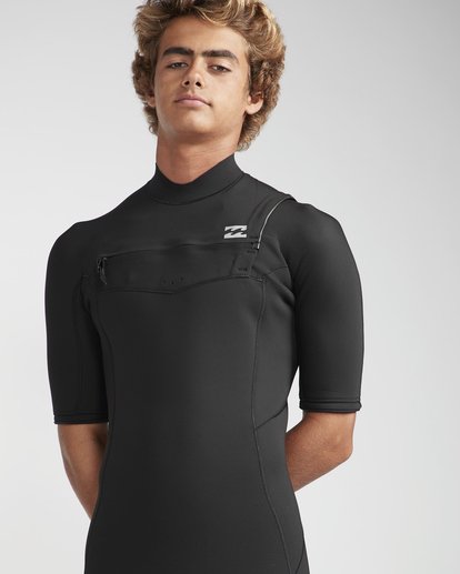 4 2/2 Furnace Absolute Chestzip Black N42M19BIP9 Billabong