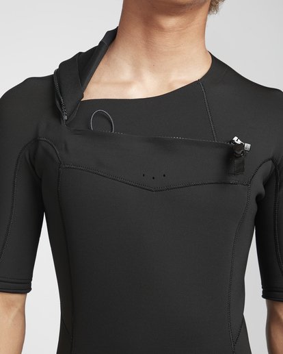 5 2/2 Furnace Absolute Chestzip Black N42M19BIP9 Billabong