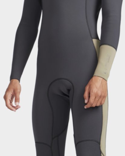 2 4/3 Furnace Revolution Chestzip Black N44M02BIP9 Billabong