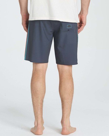 3 Dbah Airlite 19" Boardshorts Gray P1BS01BIS9 Billabong