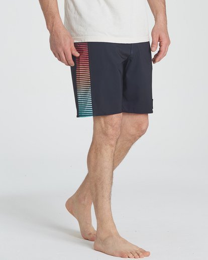 10 D Bah Pro 18" Boardshorts Gray P1BS05BIS9 Billabong