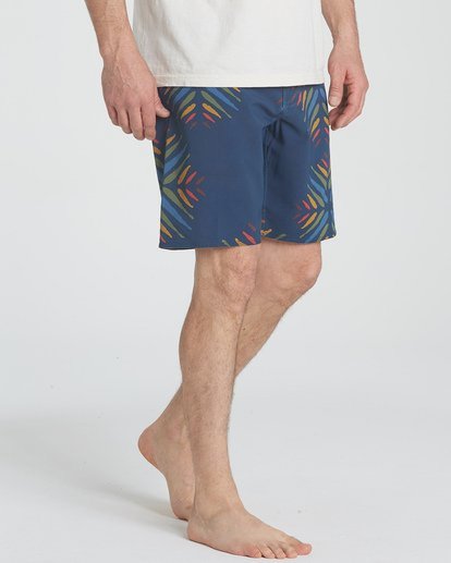 5 Sundays Pro 19" Boardshorts Purple P1BS07BIS9 Billabong