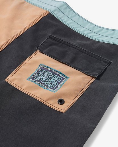 5 Warp Pro 19" Boardshorts  P1BS08BIS9 Billabong