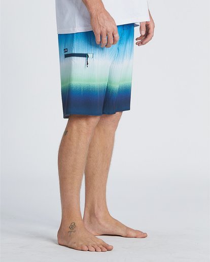 8 Fluid Airlite 20" - Performance Board Shorts for Men Green S1BS08BIP0 Billabong