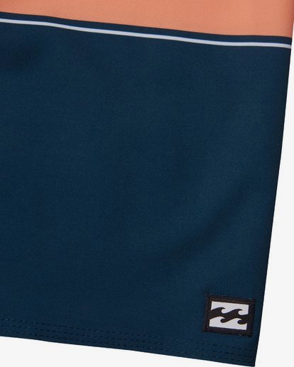 5 Momentum Airlite 19" - Performance Striped Board Shorts for Men Blue S1BS19BIP0 Billabong