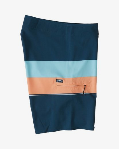3 Momentum Airlite 19" - Performance Striped Board Shorts for Men Blue S1BS19BIP0 Billabong