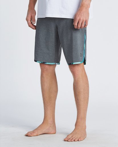 11 73 Pro 20" - Performance Board Shorts for Men Grey S1BS38BIP0 Billabong