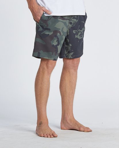 12 Sundays Intrchng Laybacks 17" - Elastic Waist Board Shorts for Men Camo S1LB05BIP0 Billabong