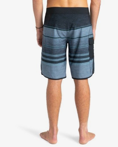 3 73 Stripe Pro 19" - Cal&ccedil;&otilde;es de banho pelo joelho para Homem Black W1BS43BIP1 Billabong