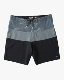0 Boys' Tribong Lo Tide Boardshorts 17" Multicolor ABBBS00140 Billabong