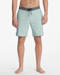 2 73 Lo Tide Boardshorts 19" Green ABYBS00250 Billabong