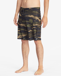 3 Combat Bottle Opener Boardshorts 20" Black ABYBS00256 Billabong