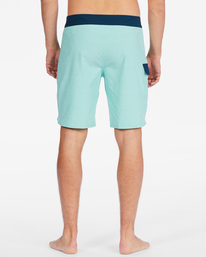5 73 Pro Boardshorts 20" Green ABYBS00261 Billabong
