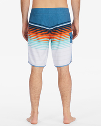 5 73 Stripe Pro Boardshorts 20" White ABYBS00262 Billabong
