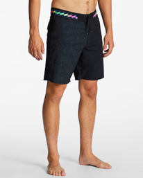 4 Riot Pro Performance 19" Boardshorts Black ABYBS00374 Billabong
